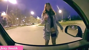 I hired a driver and made a show for him