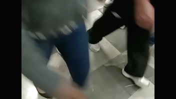 Culito en el metro 2.0